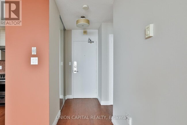 Building Photo - 40 Homewood Ave