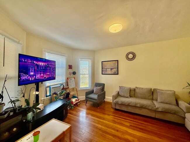 Foto del edificio - 259 Newbury Ave