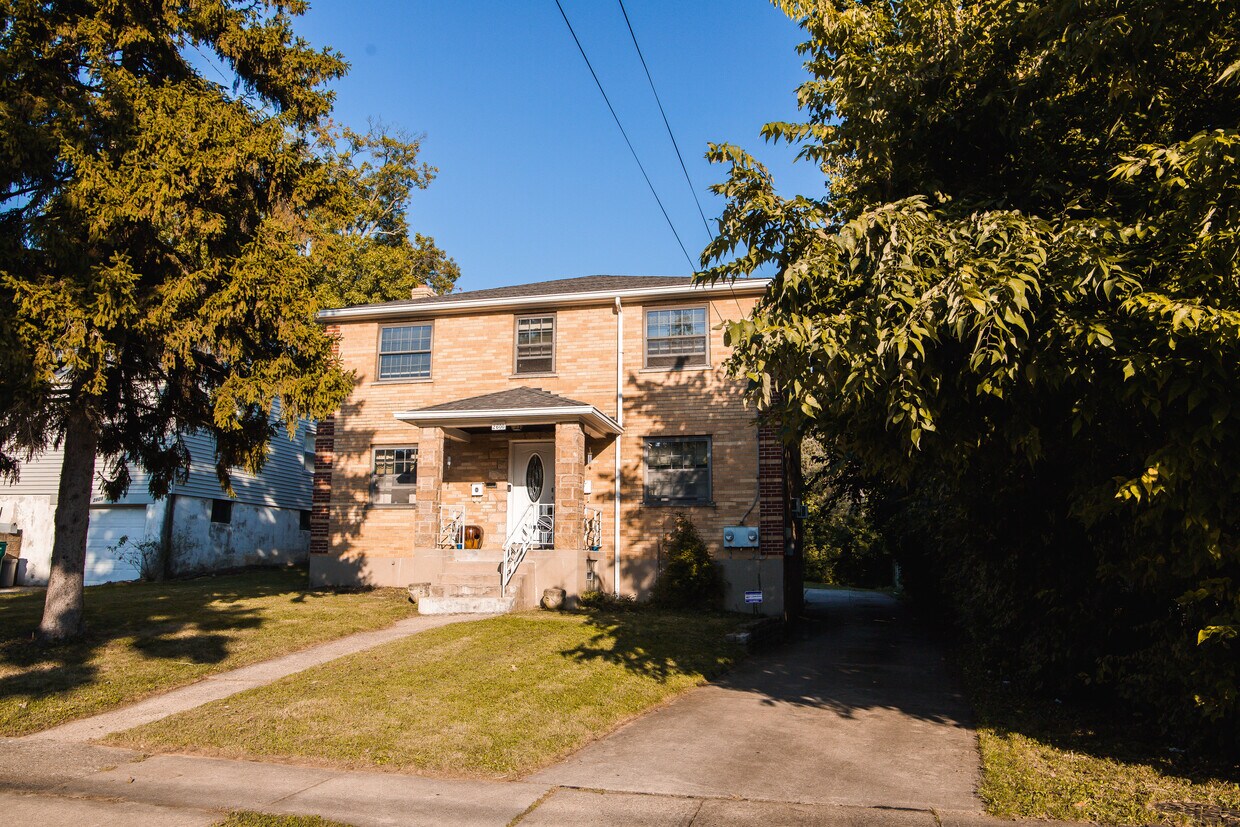 Primary Photo - 2600 Anderson Ferry Rd