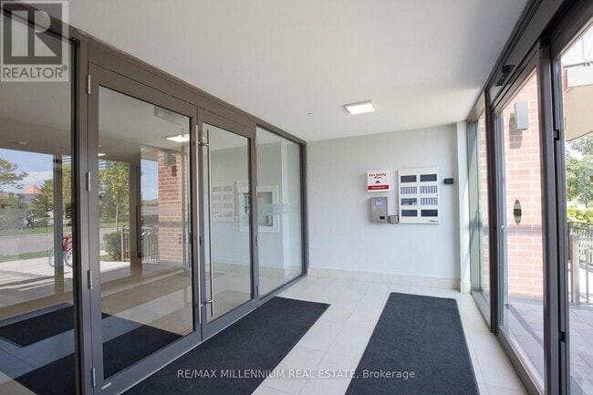 Building Photo - 95 Attmar Dr