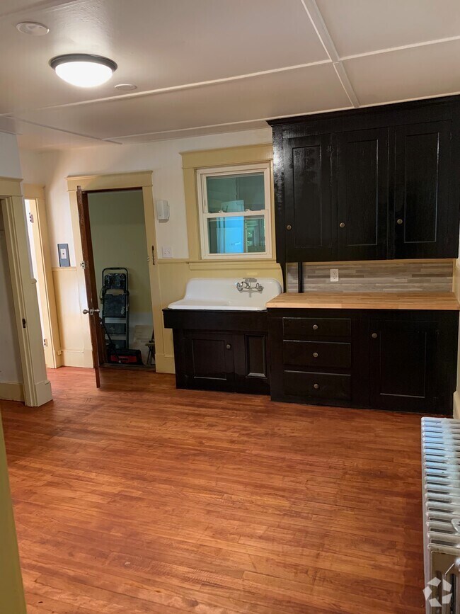 Courthouse Plaza Apartments under 1,000 Lewiston, ME 4 Rentals