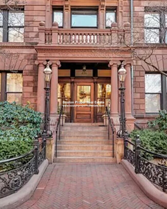 Building Photo - 416 Marlborough St
