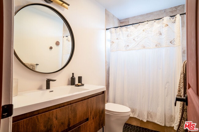 Building Photo - 1144 10th St