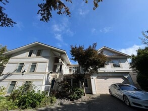 Building Photo - 23418 Tamarack Ln
