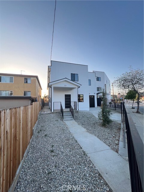 Foto del edificio - 4264 Capistrano Way