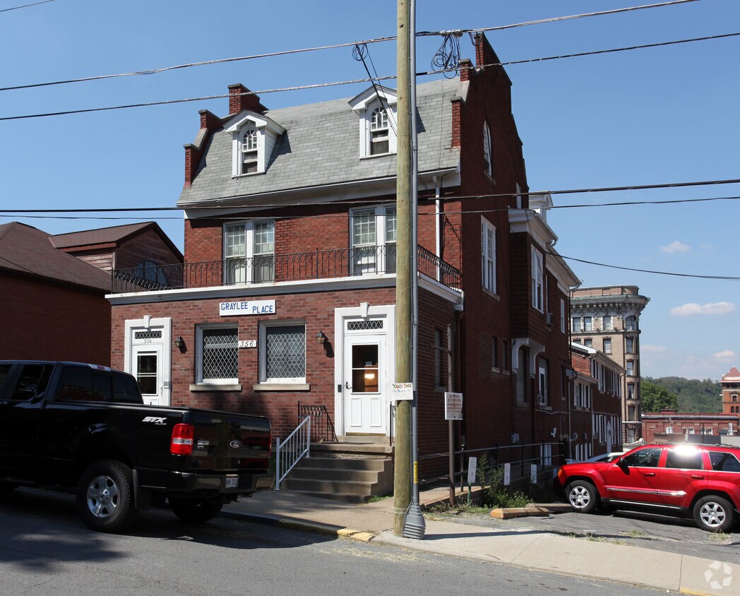 356 Washington Ave, Clarksburg, WV 26301 Apartments in Clarksburg, WV