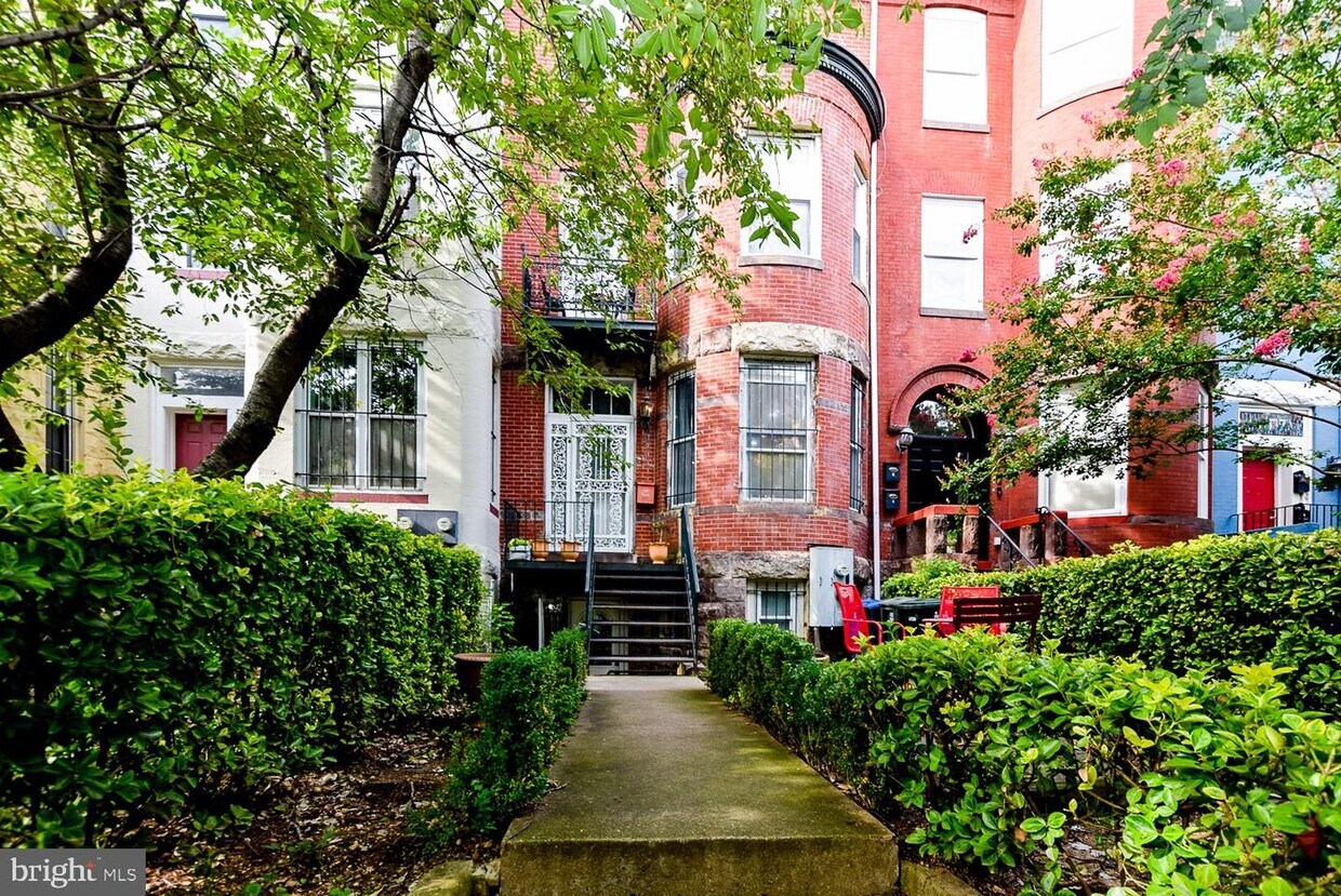 1311 Fairmont St NW, Washington, DC 20009 Townhome Rentals in