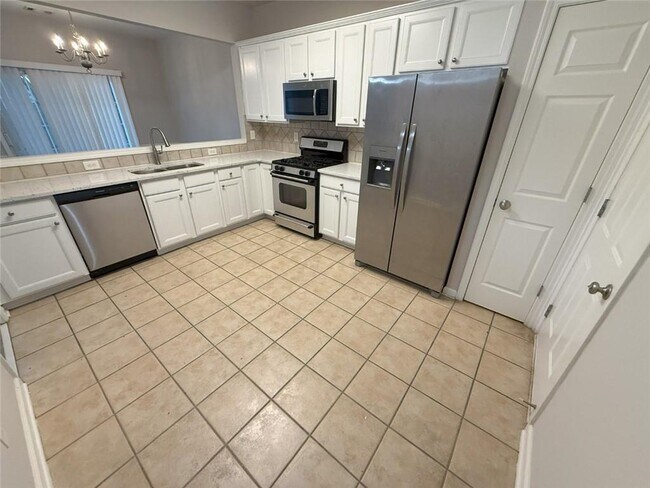 Foto del edificio - 13340 Marrywood Ct
