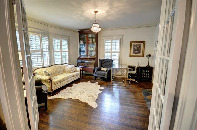 Foto del edificio - 426 Clifton Rd NE
