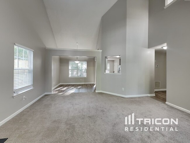 Building Photo - 4455 Grove Dr NW