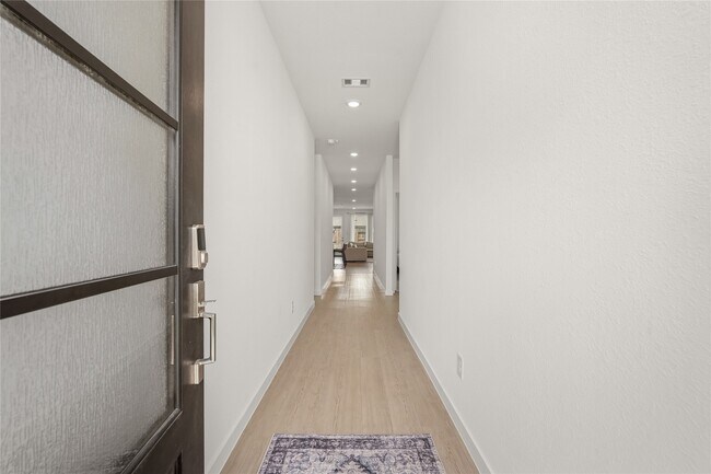 Foto del edificio - 28918 Grazing Plns Ln