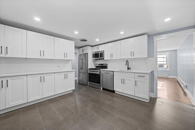 Foto del edificio - 211 New York Ave