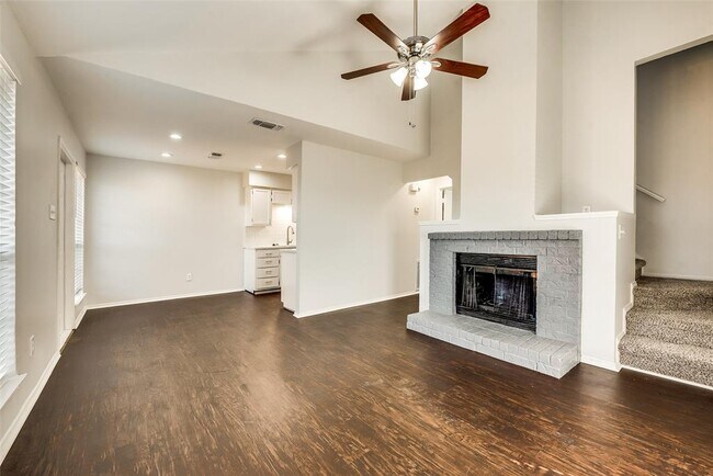 Foto del edificio - 113 Peachtree Ct