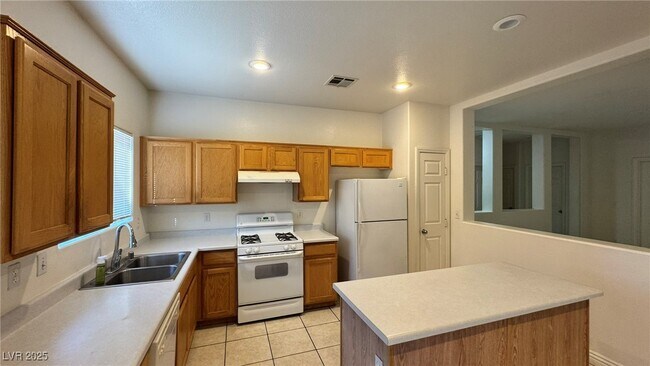 Building Photo - 9549 Birch Basin Ct