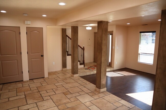 Building Photo - 5816 S 1325 E