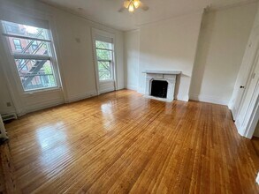 Building Photo - 130 Marlborough St