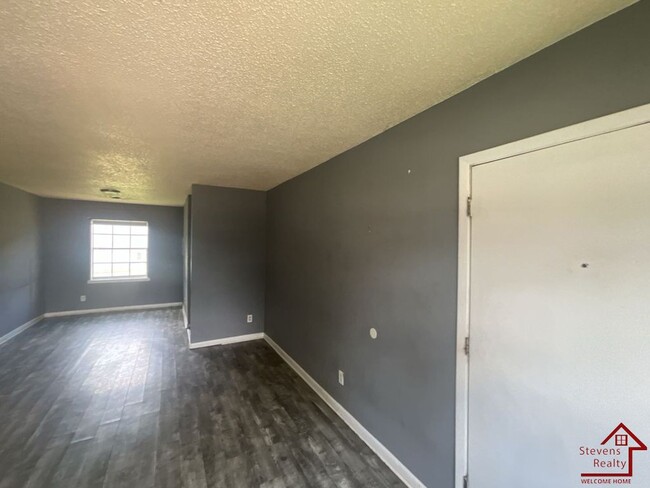 Foto del edificio - 411 Elm Ave