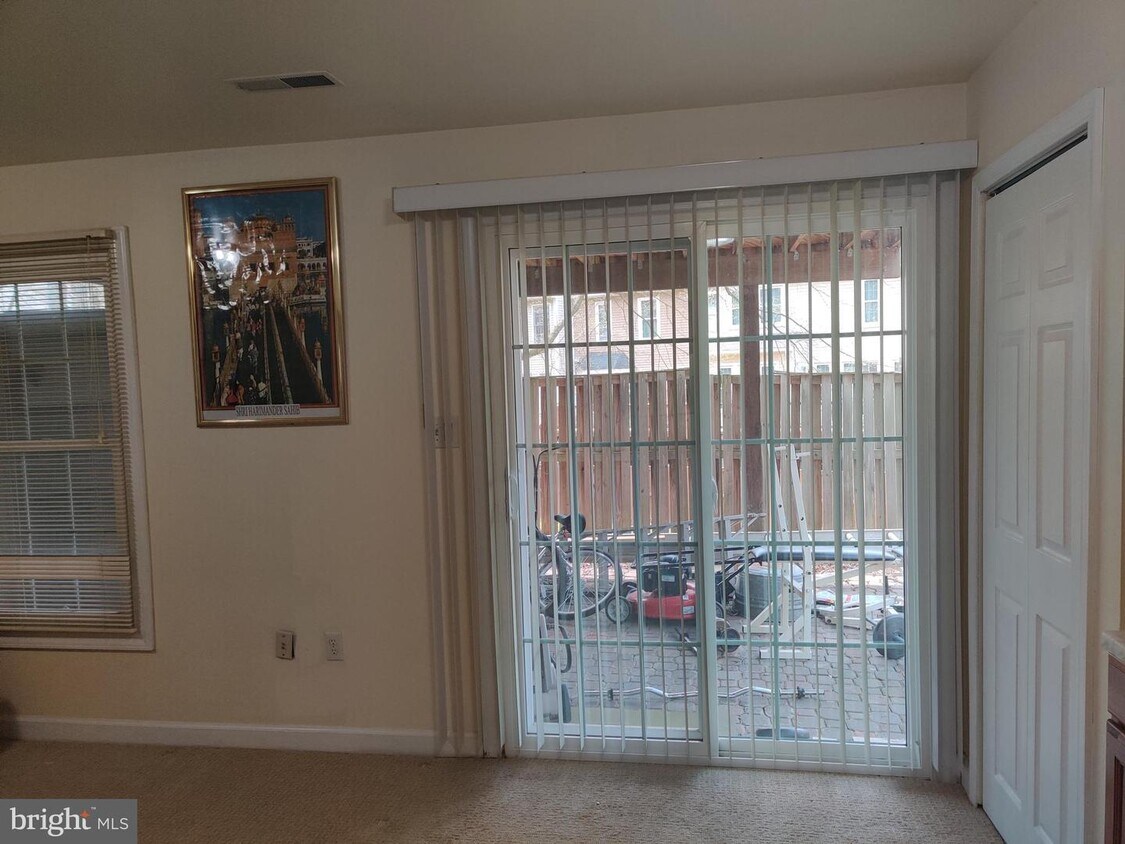 6330 Sharps Dr, Centreville, VA 20121 Townhome Rentals in Centreville