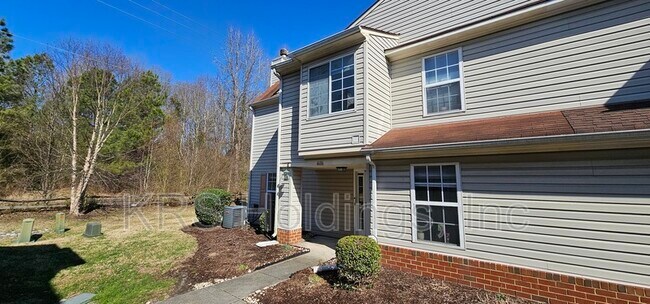 Building Photo - 4606 Old Fox Trail