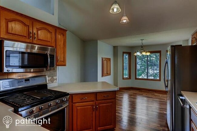 Building Photo - 701 Buffalo Hills St, Buffalo, MN, 55313