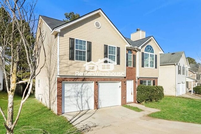 Building Photo - Spacious 4 Bed 2.5 Bath 2 Car Garage in so...