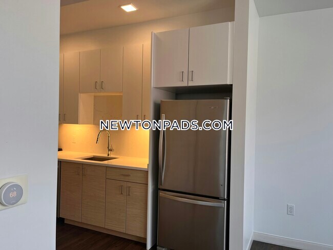 Foto del edificio - 845 Washington St.