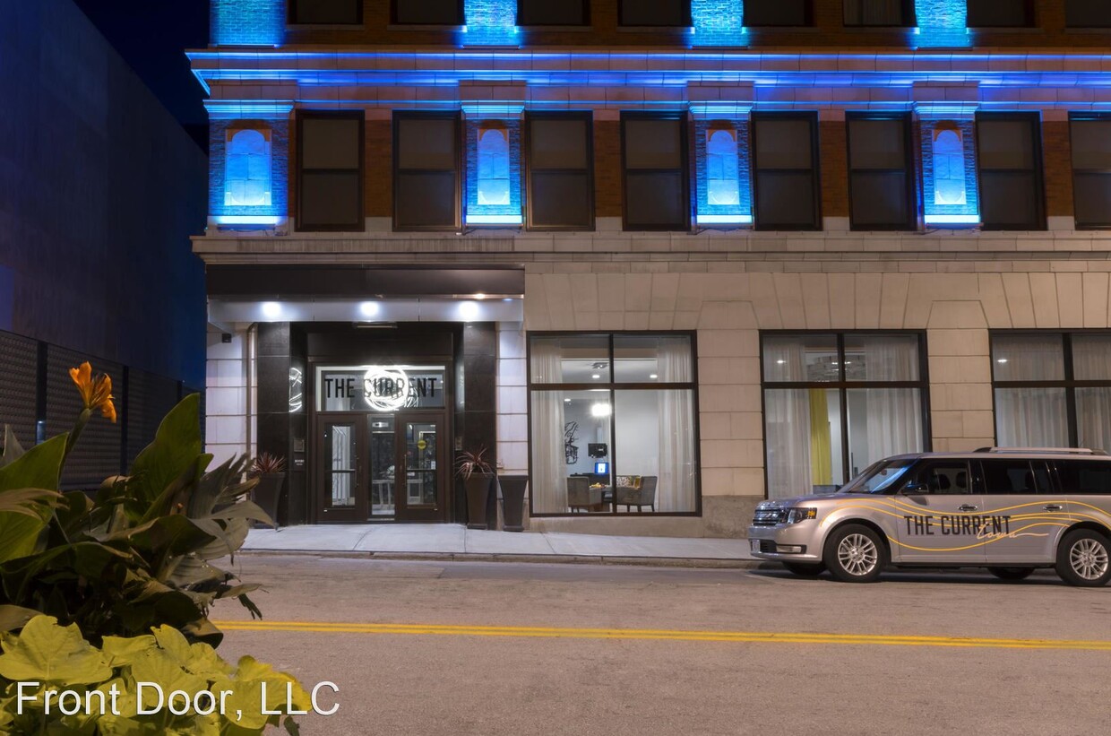 Foto principal - 215 N Main St