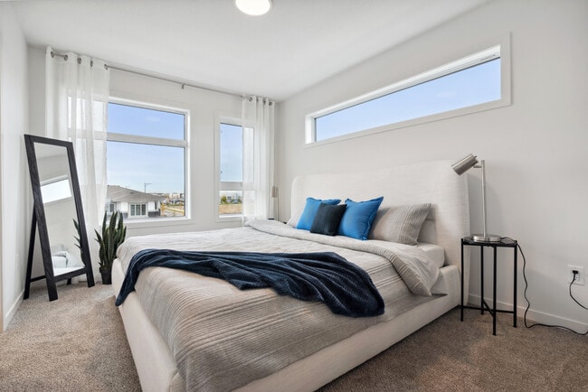 Building Photo - Linden Park at Erin Ridge North