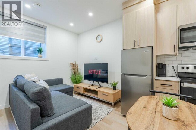 Photo du bâtiment - 1313-1320 20 Ave NW