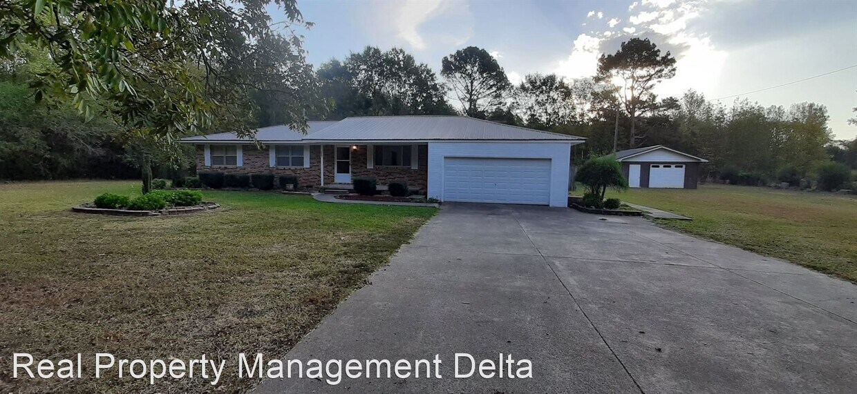 3 br, 2 bath House - 3267 Hwy 31 S - 3 br, 2 bath House - 3267  Hwy 31 S