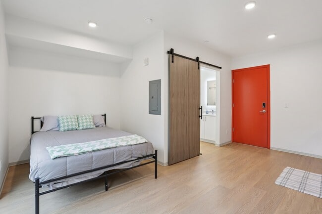 Building Photo - The Rocket