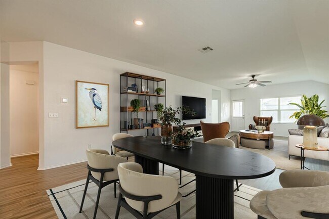 Foto del edificio - 341 Escondido Cir