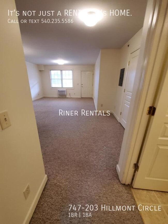 Foto del edificio - 747-203 Hillmont Circle-
