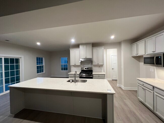 Building Photo - 807 Autumn Sage Dr