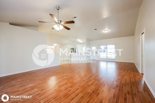 Building Photo - 914 Acroft Ave