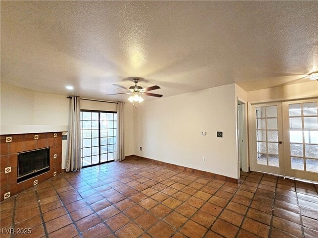 Building Photo - 8452 Boseck Dr
