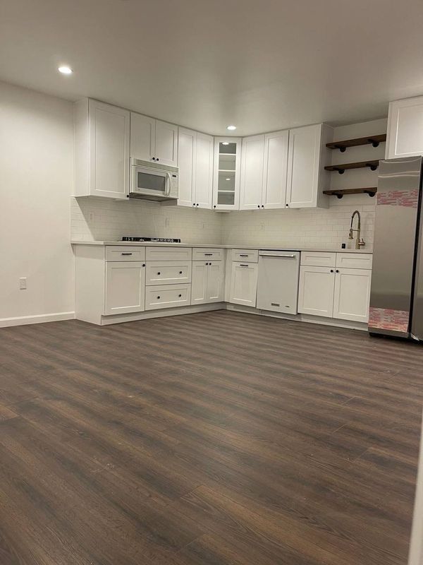 Foto del edificio - 24104 Highlander Rd