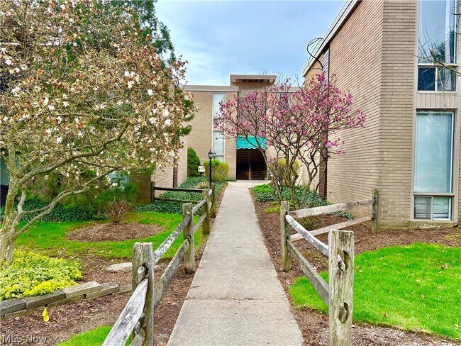 Foto del edificio - 6770 Chaffee Ct