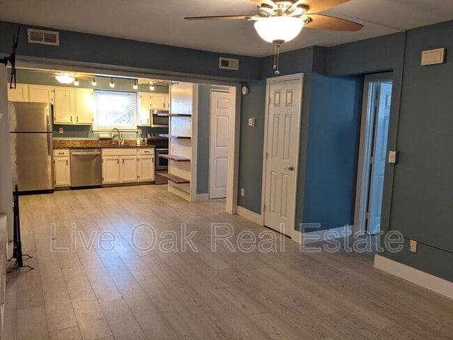 Foto del edificio - 1311 E Ocean View Ave