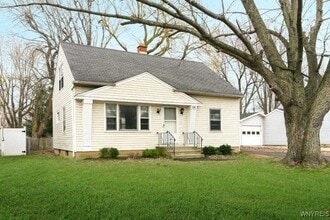 Building Photo - 3319 McKinley Pkwy