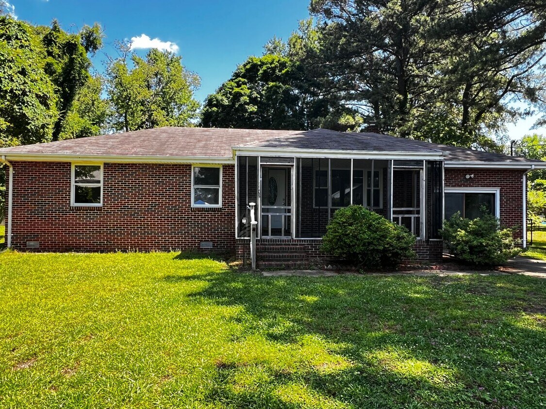 Primary Photo - 3508 Linnet Ln