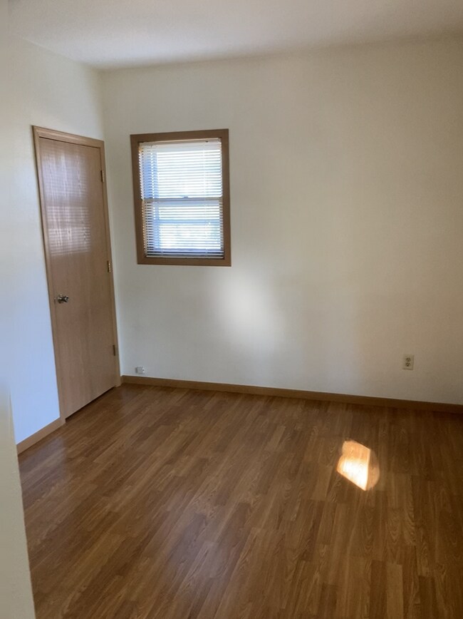 Foto del edificio - 846 E Grand Ave
