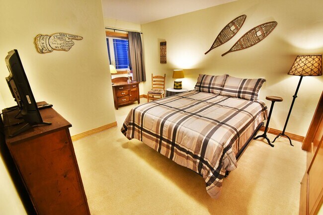 Foto del edificio - 724 E Anemone Trail