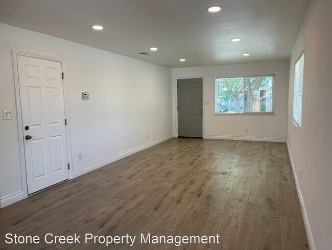 Foto del edificio - 2 br, 1 bath House - 3601 Fallis Circle
