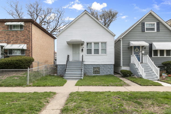 Primary Photo - 7745 S Dobson Ave