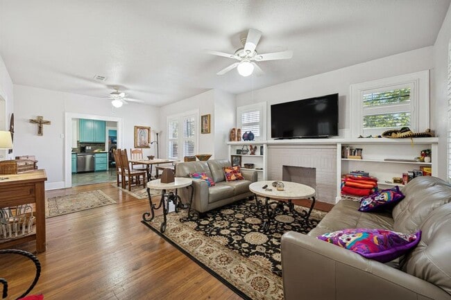 Building Photo - 3101 Wheeler St