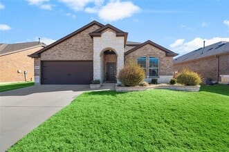 Building Photo - 4008 Spur Trail Dr