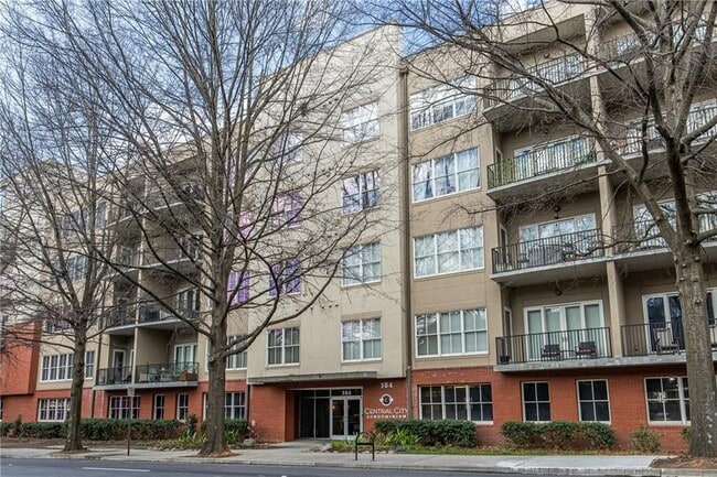 Foto del edificio - 384 Ralph McGill Blvd NE