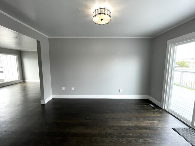 Foto del edificio - 1812 Louvaine Dr