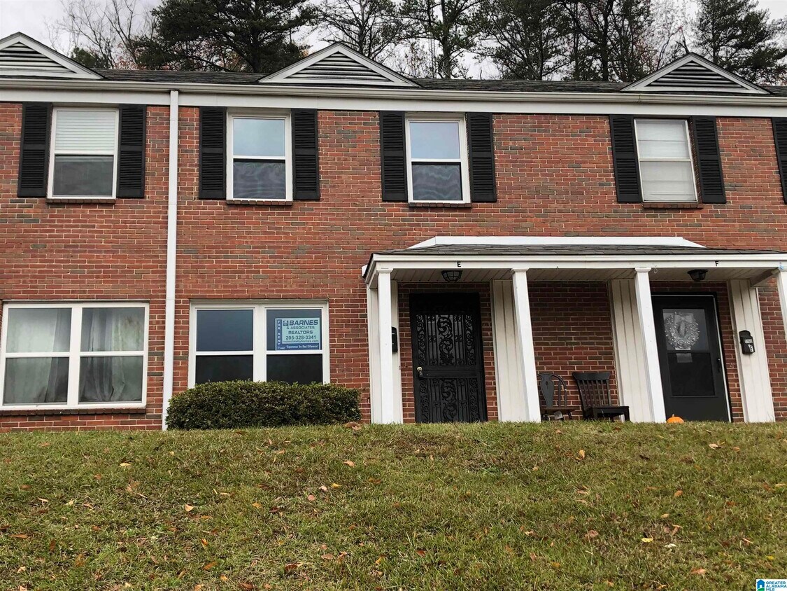 1760 Valley Ave, Homewood, AL 35209 Townhome Rentals in Homewood AL